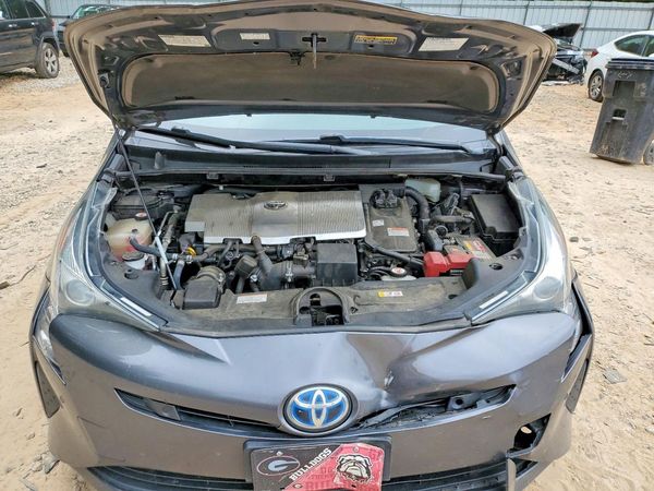 2018 TOYOTA PRIUS