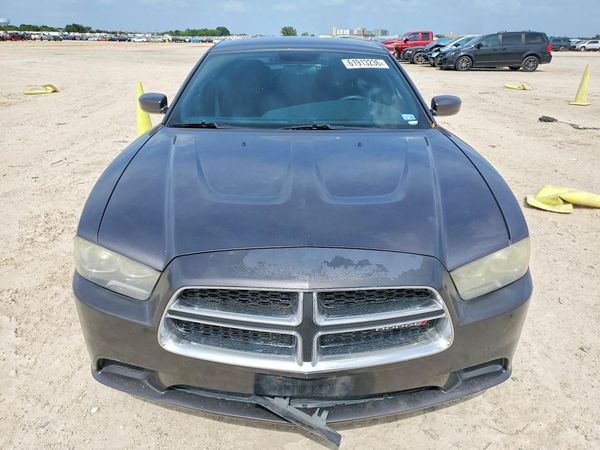 2014 DODGE CHARGER SE