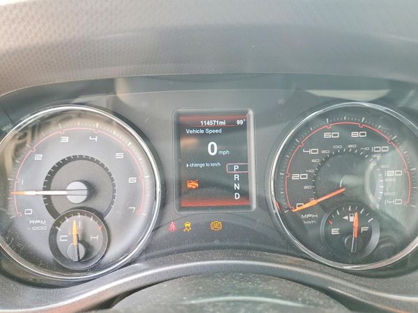 2014 DODGE CHARGER SE