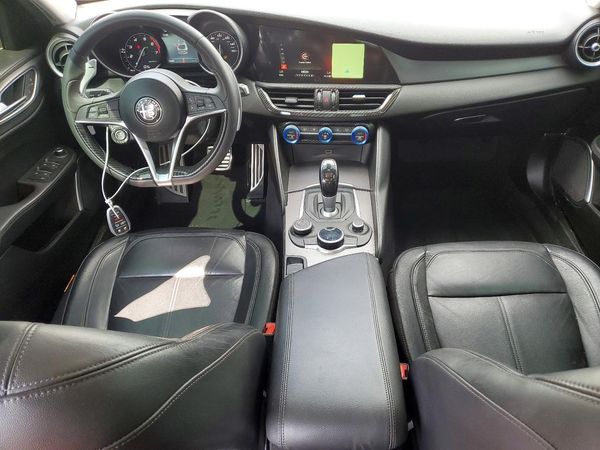 2017 ALFA ROMEO GIULIA