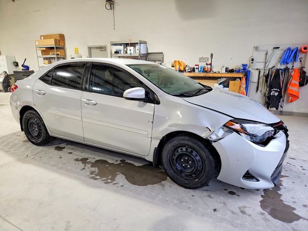 2018 TOYOTA COROLLA