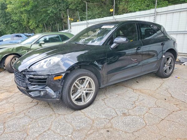 2017 PORSCHE MACAN