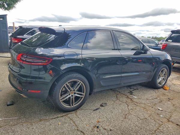 2017 PORSCHE MACAN