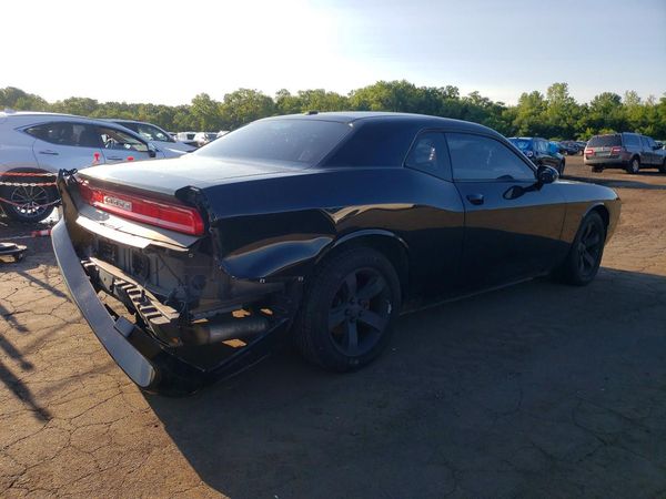2013 DODGE CHALLENGER Base