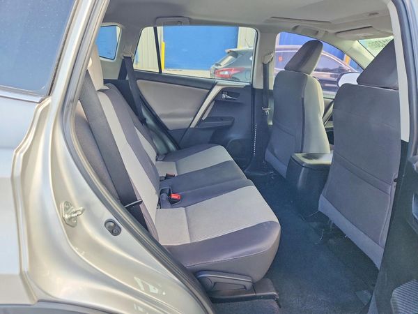 2015 TOYOTA RAV4 XLE (M Grade)