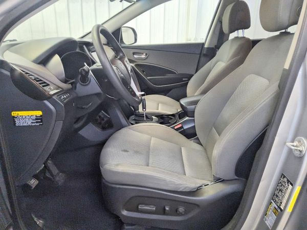 2019 HYUNDAI SANTA FE XL SE Base