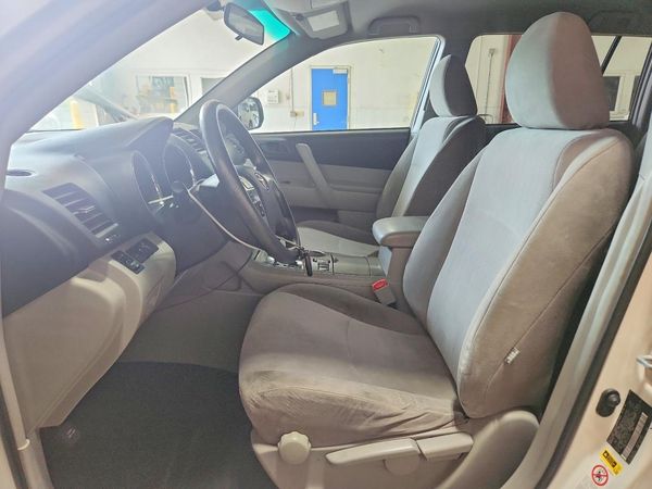 2013 TOYOTA HIGHLANDER Base/Hybrid — DENT