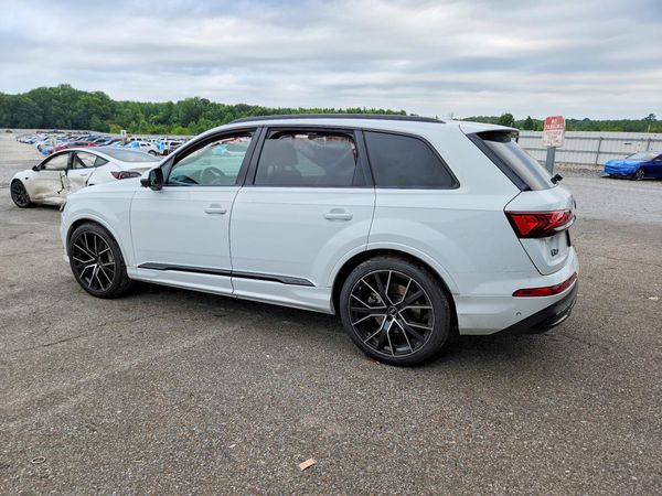 2023 AUDI Q7 quattro Prestige