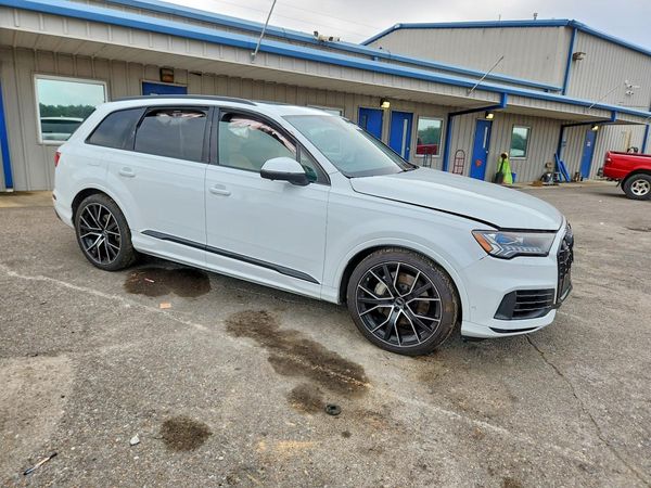 2023 AUDI Q7 quattro Prestige