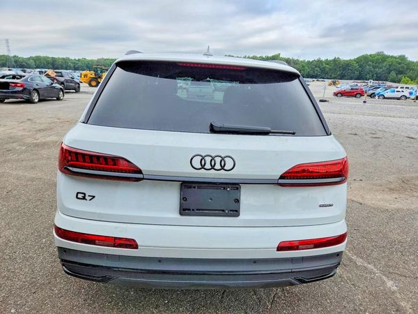 2023 AUDI Q7 quattro Prestige