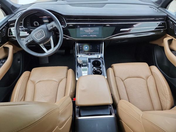 2023 AUDI Q7 quattro Prestige