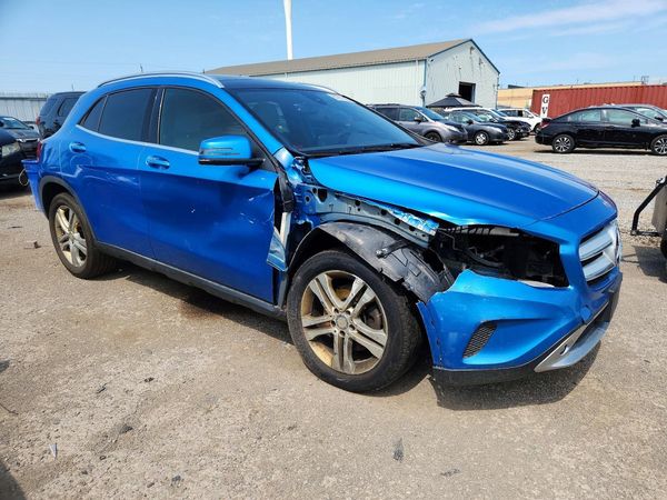 2016 MERCEDES-BENZ GLA GLA250-4M