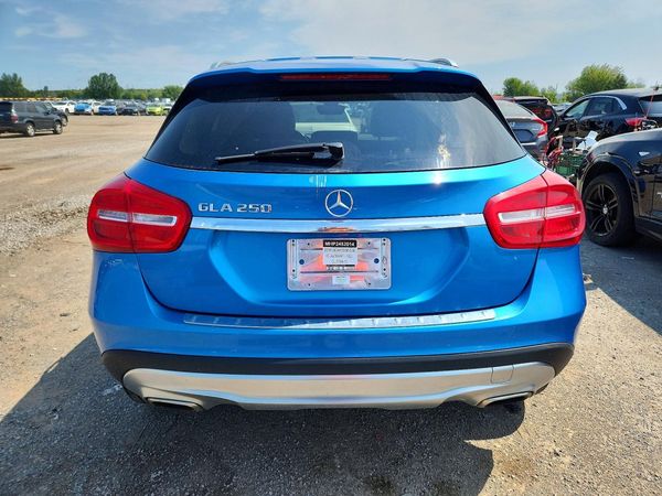 2016 MERCEDES-BENZ GLA GLA250-4M