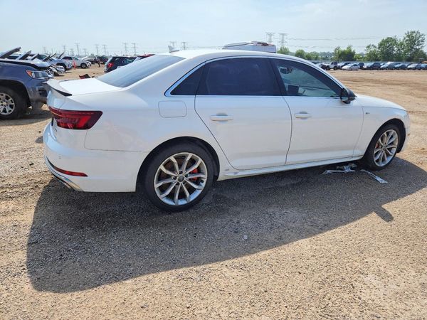 2019 AUDI A4 quattro Premium Plus