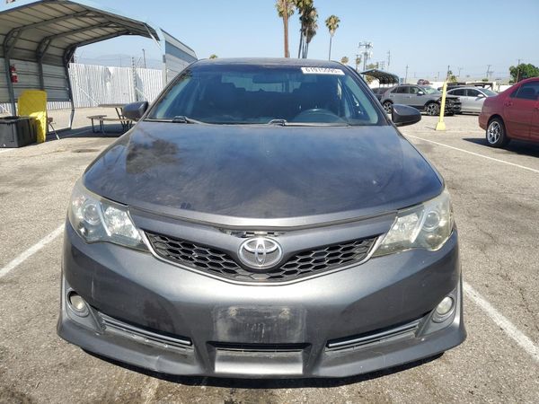 2012 TOYOTA CAMRY