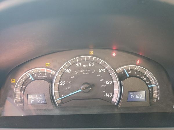 2012 TOYOTA CAMRY