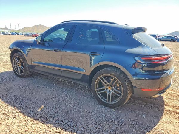 2020 PORSCHE MACAN