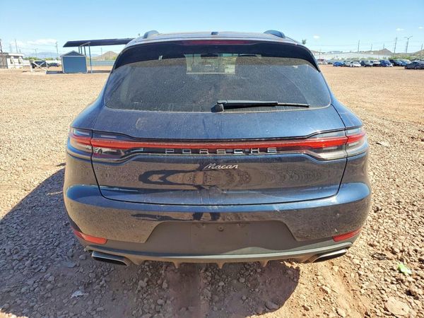 2020 PORSCHE MACAN