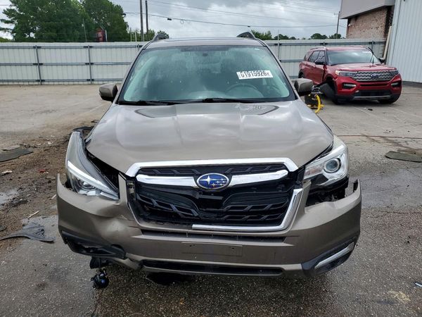 2018 SUBARU FORESTER