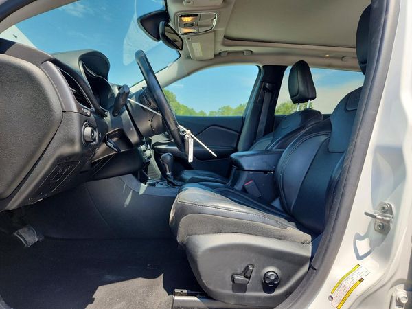 2019 JEEP CHEROKEE LIMITED 4X4