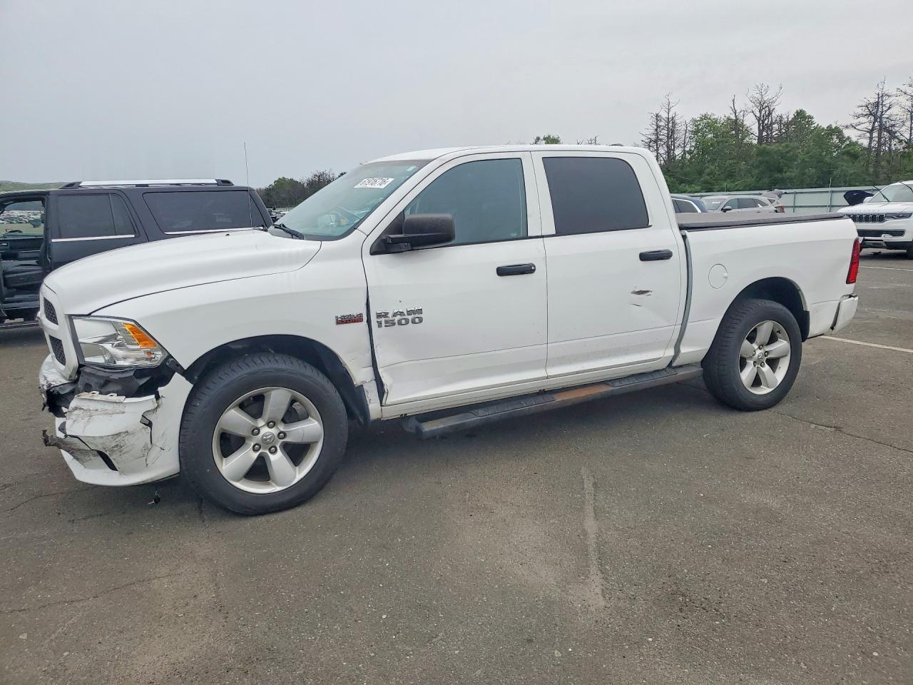 2015 RAM 1500 ST