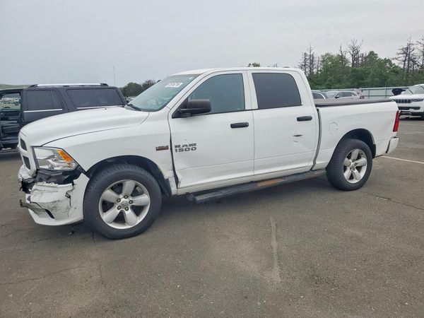 2015 RAM 1500 ST