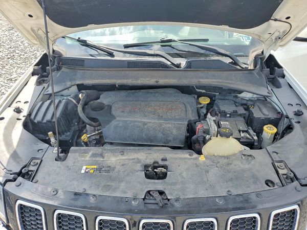 2017 JEEP COMPASS