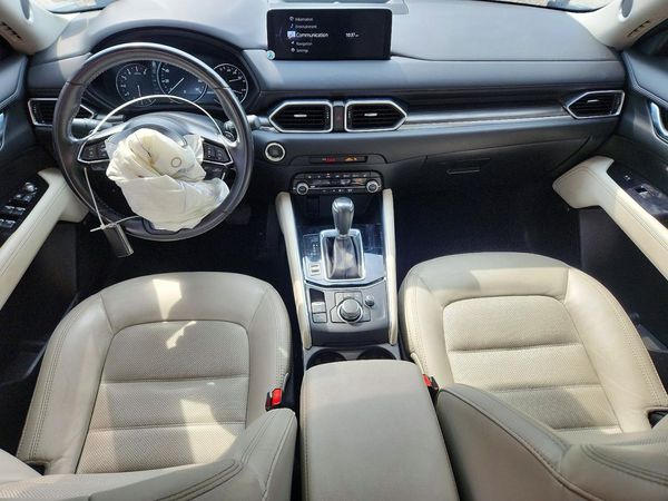 2022 MAZDA CX-5 Premium Package