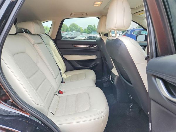 2022 MAZDA CX-5 Premium Package