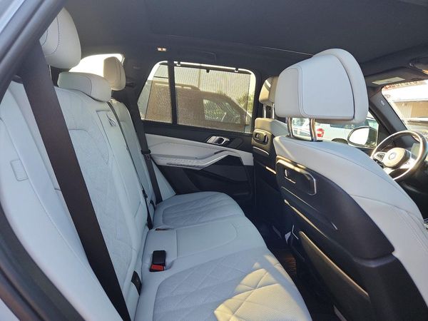 2024 BMW X5 xDrive50e