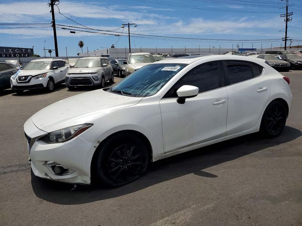 2015 MAZDA 3