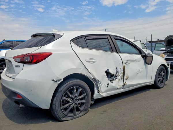 2015 MAZDA 3
