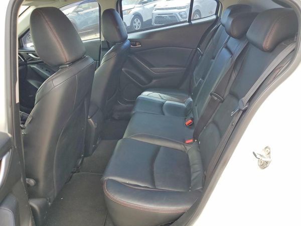 2015 MAZDA 3