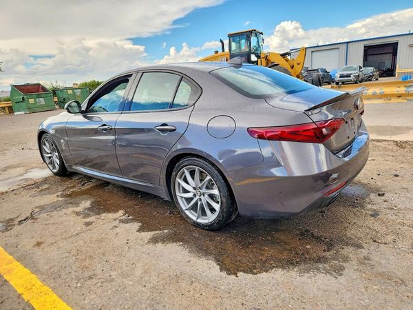 2022 ALFA ROMEO GIULIA RWD