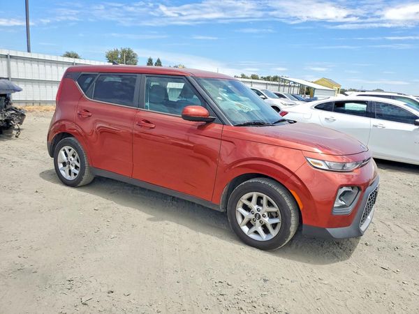 2020 KIA SOUL LX, S, X-Line — Passenger 3/4