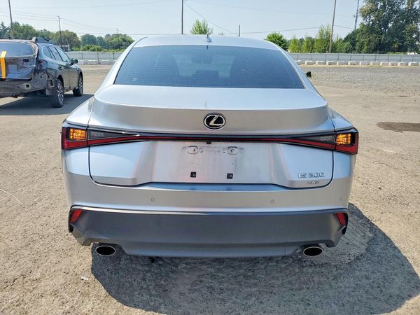2021 LEXUS IS 300 Comfort