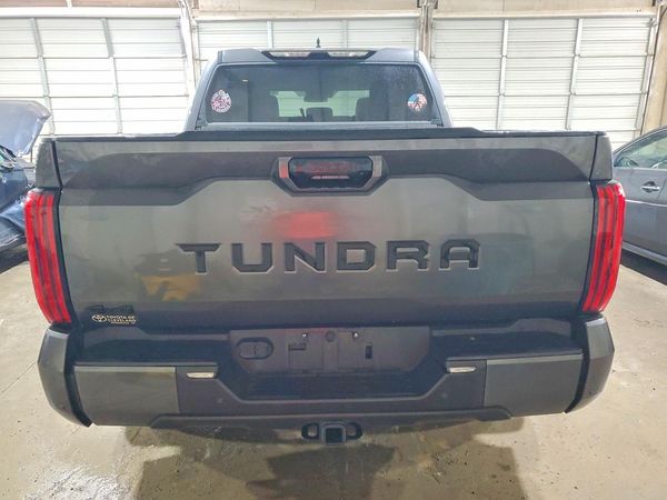 2026 TOYOTA TUNDRA SR5