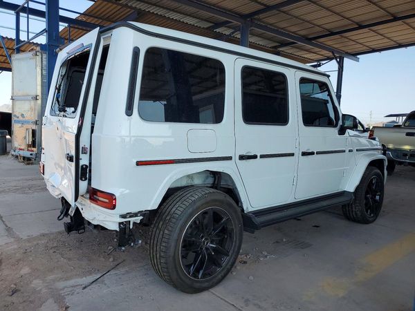 2025 MERCEDES-BENZ G G550