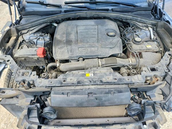 2019 LAND ROVER RANGE ROVER VELAR R-Dynamic SE