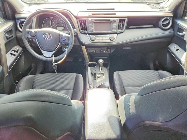 2015 TOYOTA RAV4