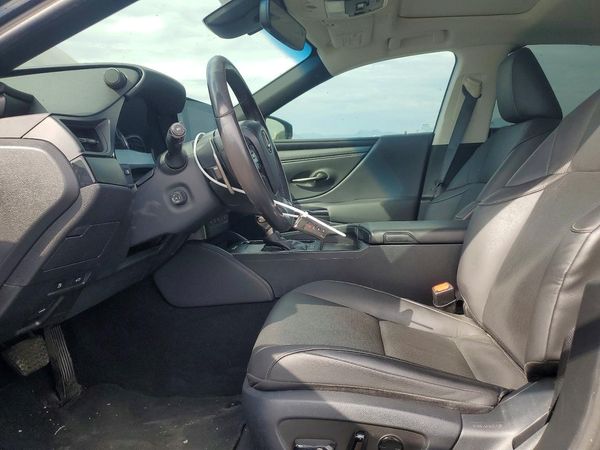 2023 LEXUS ES 300H