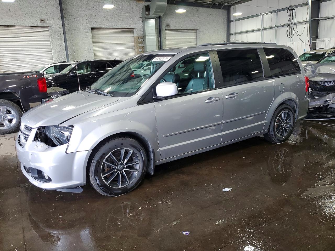 2016 DODGE GRAND CARAVAN R/T