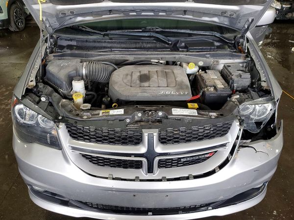 2016 DODGE GRAND CARAVAN R/T