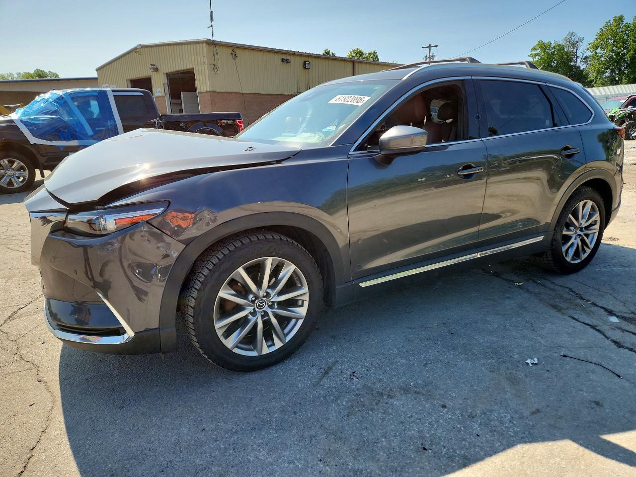 2018 MAZDA CX-9 Signature