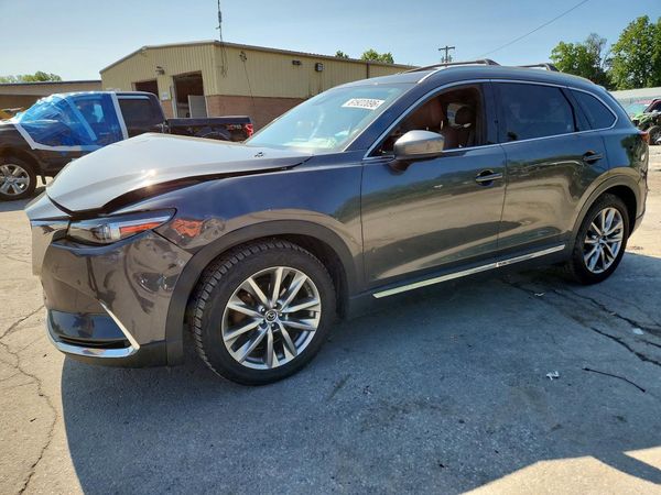 2018 MAZDA CX-9 Signature