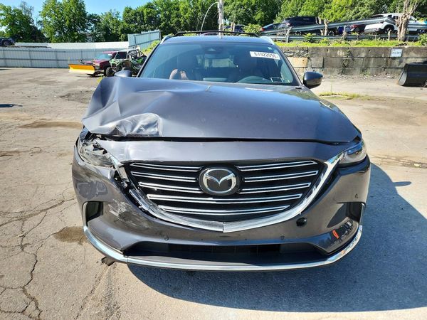 2018 MAZDA CX-9 Signature