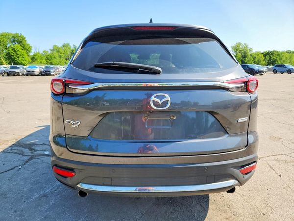2018 MAZDA CX-9 Signature