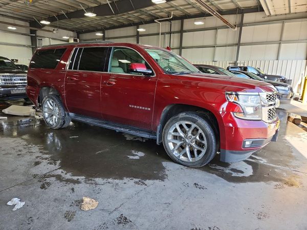 2020 CHEVROLET SUBURBAN LT — Passenger 3/4