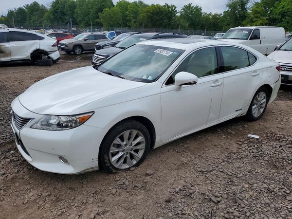 2013 LEXUS ES 300h