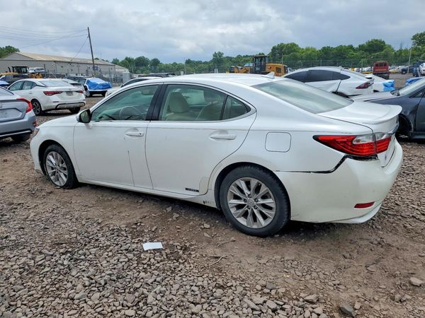 2013 LEXUS ES 300h